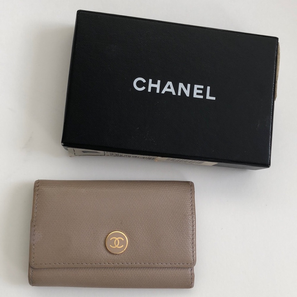 Chanel key holder